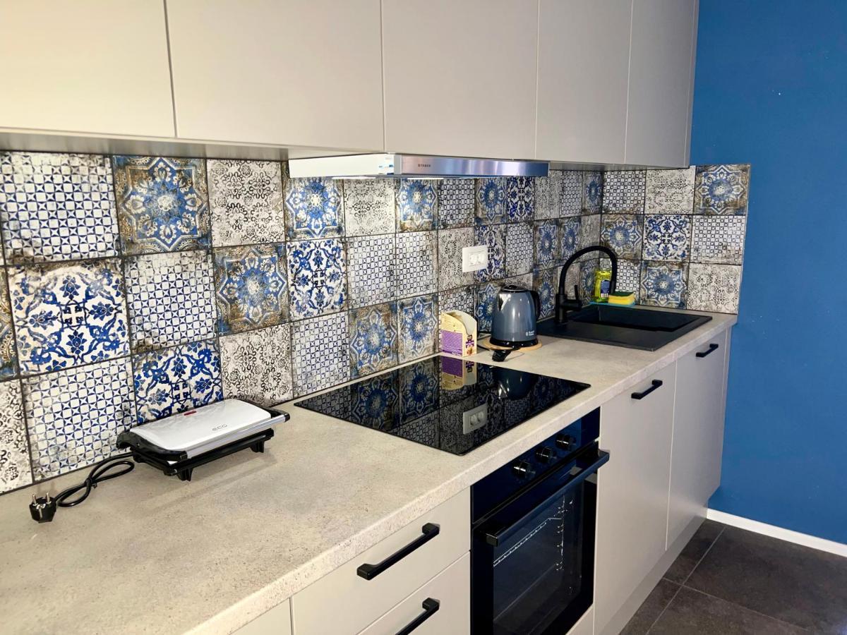 Libertas Apartments Копер Экстерьер фото